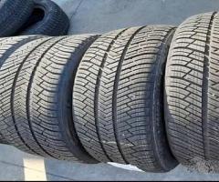 4 gomme usate 295 35 20 255 40 20 Michelin