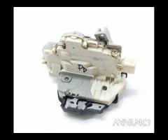 SERRATURA POSTERIORE DESTRA AUDI A4 Avant (8ED) 8E - 5