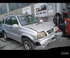 SUZUKI GRAND VITARA 2.0 TD 1998 RF PER RICAMBI