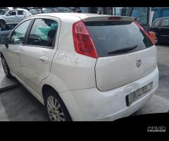 FIAT GRANDE PUNTO 1.3 TD 2009 199A2000 PER RICAMBI - 3