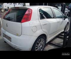 FIAT GRANDE PUNTO 1.3 TD 2009 199A2000 PER RICAMBI - 4