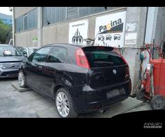 FIAT GRANDE PUNTO 1.3 TD 2006 199A3000 PER RICAMBI