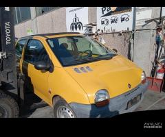 RENAULT TWINGO 1,2 B 1996 C3G A7 PER RICAMBI