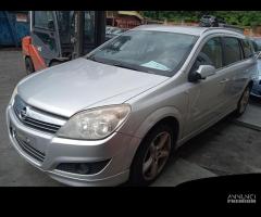 OPEL ASTRA 1.7 TD  2009 Z17DTR PER RICAMBI