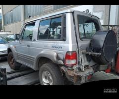 HYUNDAI GALLOPER 2,5 TD 1999 D4BF PER RICAMBI