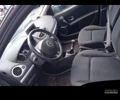 RENAULT CLIO 1.5 TD 2010 K9KM7 PER RICAMBI