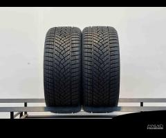 2 PNEUMATICI USATI GOODYEAR 225 50 R18 WINTER