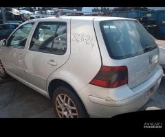 VOLKSWAGEN GOLF 4 1.9 TD 2001 AHF PER RICAMBI - 4