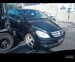 Mercedes classe b 2.0 cdi 2008 640940 per ricambi