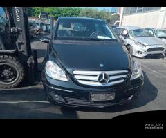 Mercedes classe b 2.0 cdi 2008 640940 per ricambi