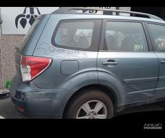 Subaru forester 2.0 b+gpl 2009 ej20 per ricambi