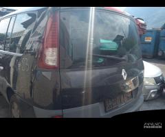 Renault espace 2.0 d 2013 m9rr8 per ricambi