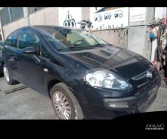 FIAT GRANDE PUNTO 1.3 TD 2010 199A2000 PER RICAMBI