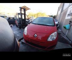 RENAULT TWINGO 1.2 B 2008 D7FA8 per ricambi