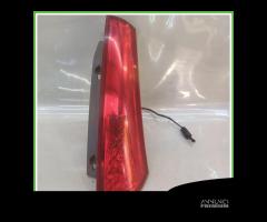 Fanale Fanalino Destro DX HELLA SAMLIP KIA CEED 92