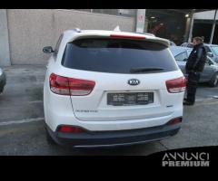 KIA SORENTO 2.2 CRDI 2015 D4HB per ricambi