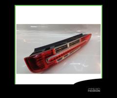 Fanale Fanalino Destro DX HELLA FORD C-MAX CB3 161