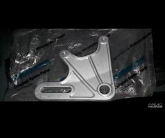 Staffa pinza posteriore DUCATI 851 888 907ie