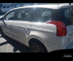 PEUGEOT 5008 1.6 HDI 2011 9HR PER RICAMBI