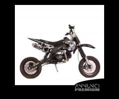 Supermotard WT Motor 125 cc 4 tempi - 4