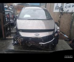 KIA CARENS 1.7 CRDI 2017 D4FD PER RICAMBI