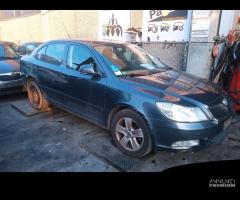 SKODA OCTAVIA 1.6 TDI 2010 CAY PER RICAMBI