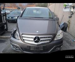 MERCEDES CLASSE B 2.0 CDI 2008 640940 PER RICAMBI