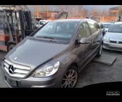 MERCEDES CLASSE B 2.0 CDI 2008 640940 PER RICAMBI