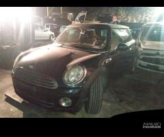 MINI MINI COOPER 1.6 TD 2008 9HZ PER RICAMBI