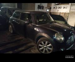 MINI MINI COOPER 1.6 TD 2008 9HZ PER RICAMBI