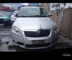 SKODA FABIA 1.4 B+GPL 2010 BXW per ricambi