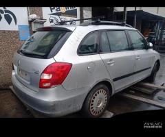 SKODA FABIA 1.4 B+GPL 2010 BXW per ricambi