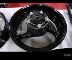 Cerchio posteriore SUZUKI GSR 750 Abs