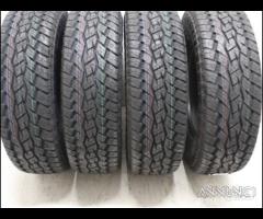 4 gomme nuove 215 70 15 Toyo open contry op