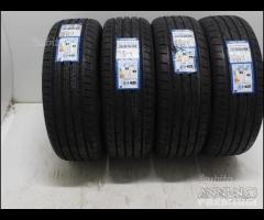 4 gomme nuove 215 60 16 toyo