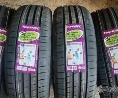 4 gomme nuove 235 55 19 tourador