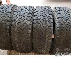 4 gomme usate 285 70 17 bf goodrich