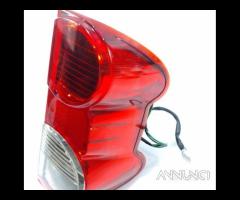 STOP FANALE POSTERIORE DESTRO NISSAN NV200 1a Seri