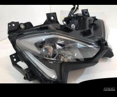 FARO ANTERIORE YAMAHA T-MAX 530 SX 17-19 - 12