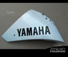 PUNTALE DESTRO ORIGINALE YAMAHA R1 BiG BANG - 1