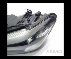 FARO ANTERIORE SINISTRO BMW Serie 5 Touring (G31) - 7