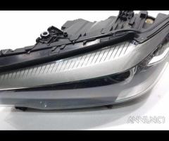 FARO ANTERIORE SINISTRO BMW Serie 5 Touring (G31) - 9