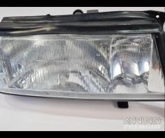 FARO ANTERIORE DESTRO LANCIA Thema Berlina 8243882