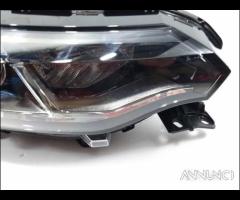 FARO ANTERIORE DESTRO RENAULT Talisman Berlina 260