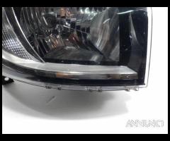 FARO ANTERIORE DESTRO RENAULT Trafic Serie 2601094