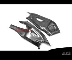 Cover forcellone carbonio Yamaha R1 post 2020