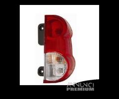 fanale posteriore nissan nv200/evalia dal 2010-