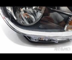 FARO ANTERIORE DESTRO VOLKSWAGEN Up 1a Serie CPGA