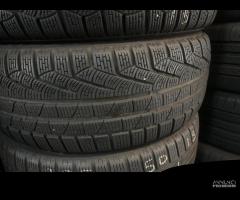 Gomme seminuove 235 50 19 pirelli