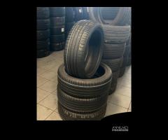 Gomme seminuove  225 40 20 Pirelli